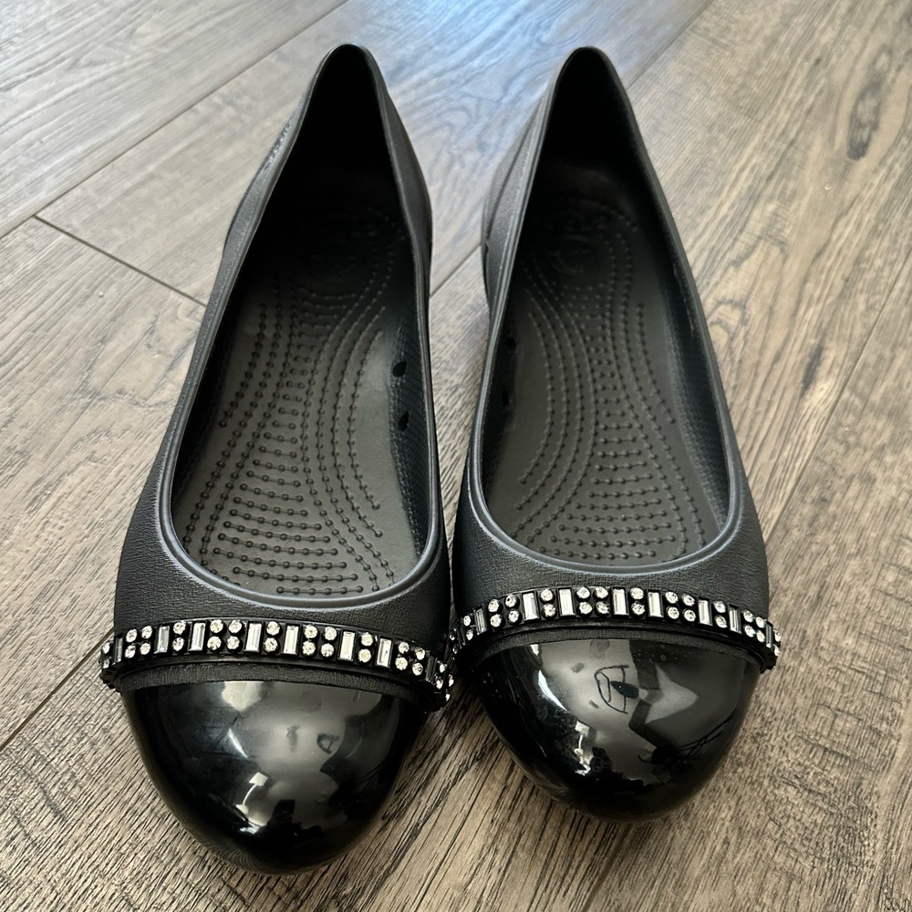 CROCS Cap Toe Rhinestones Ballet Flat/ Shoes Sz 8 - Picture 2 of 9